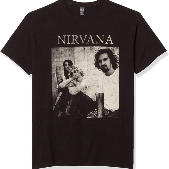 Bay Island Tops - Bay Island Nirvana Short Sleeved Tee Shirt.  Size Small
